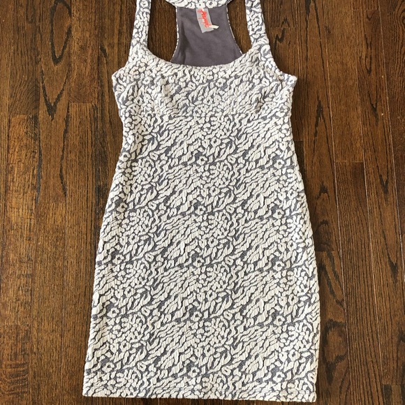 Free People Women’s S Puckered Knit Textured Snow Leopard Razorback Tank Dress - Picture 2 of 10